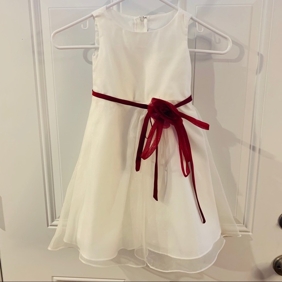 White flower girl dress - Picture 1 of 5
